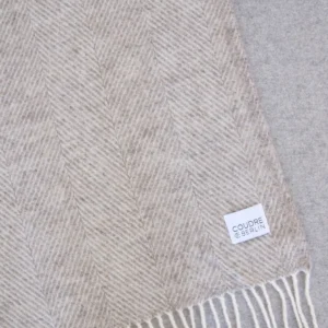 Ullfilt i fiskbensmönstrad kalksten